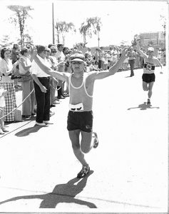 Runners crossing the 1975 Ottawa Marathon finish line